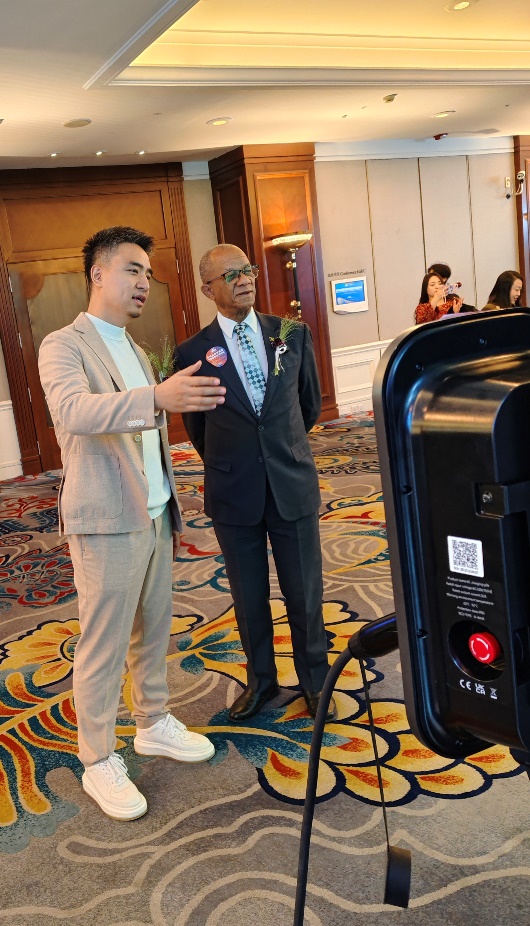 1765875998357676.jpeg 4.jpeg